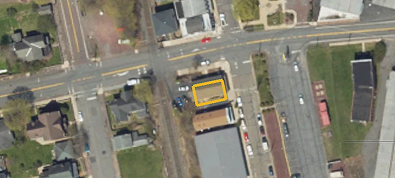 400 Main St
