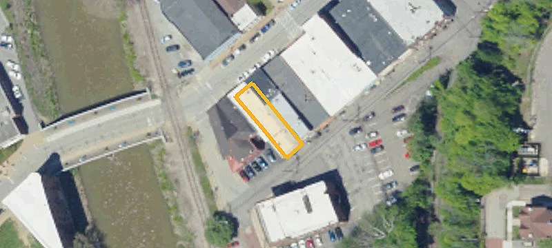 68 Main St