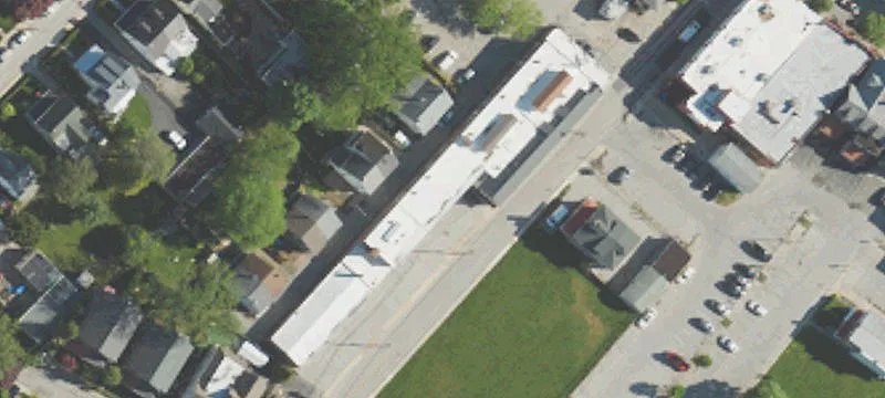18 Smt Grv Ave