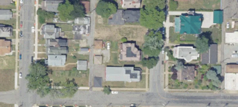 909 8th Ave