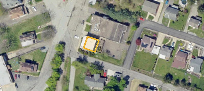 40 Ctr Ave