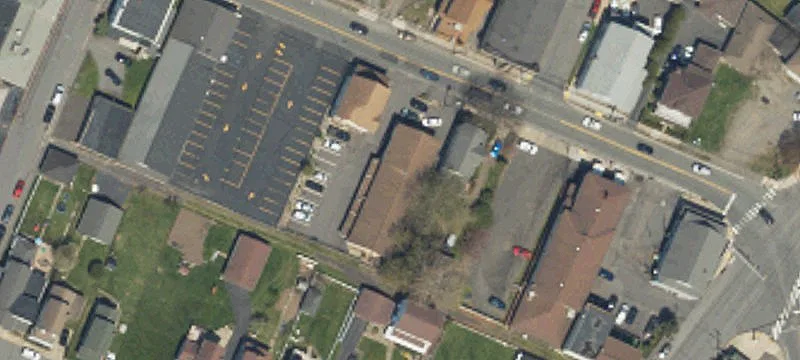 318 Main St