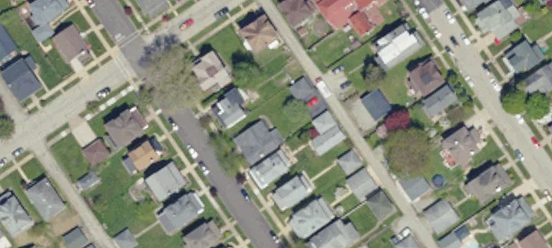 607 Mace St