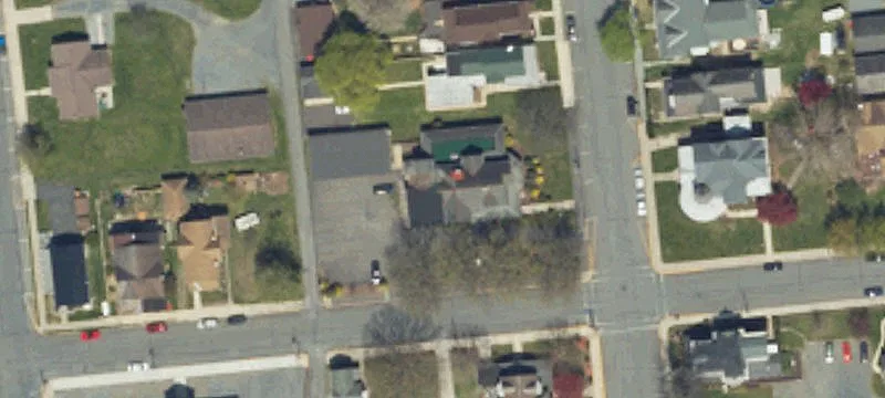 300 Alum St