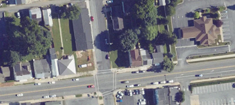 303 Main St