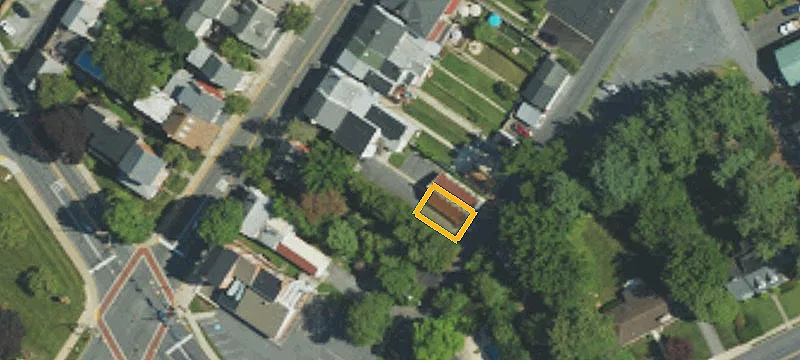 462 Main St