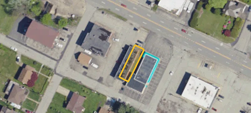 902 Lincoln Hwy