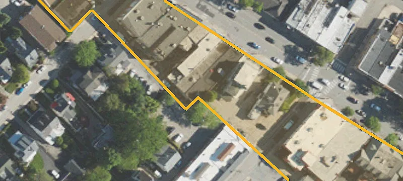 866 Lancaster Ave