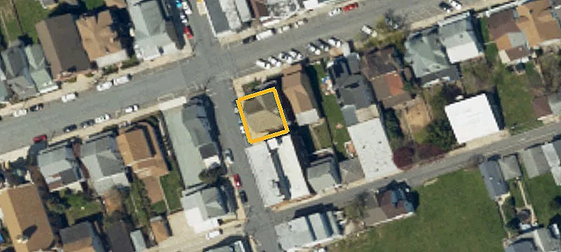 200 Bertsch St