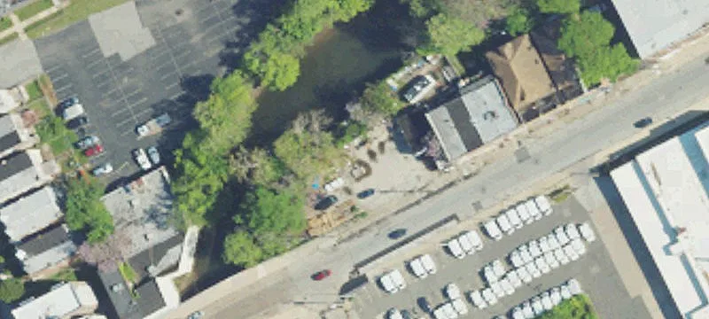 134 5th St