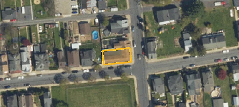 329 Folk St