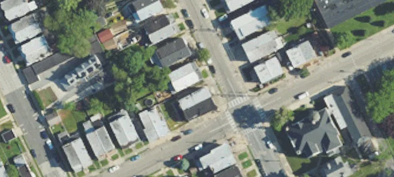 902 Saville Ave