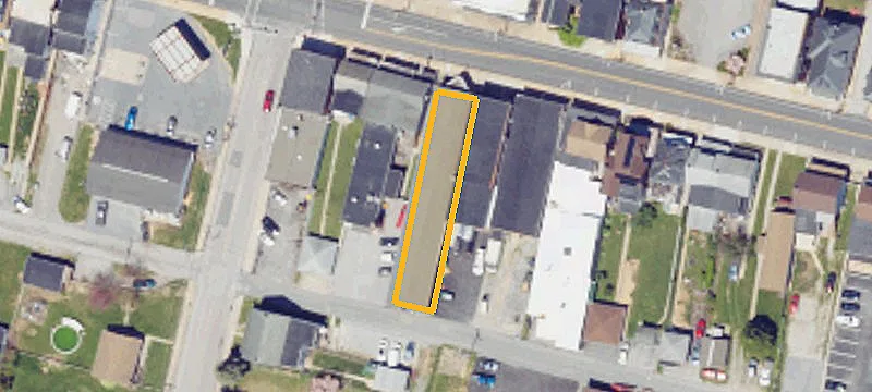 18 Main St