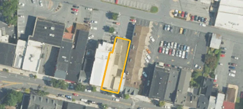 33 Main St