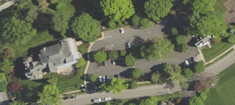 132 Morris Ave