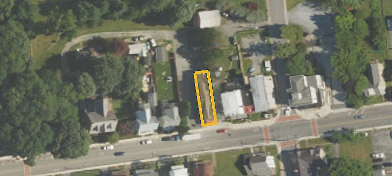 18 Main St