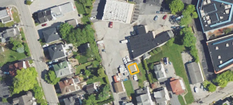 868 Lancaster Ave