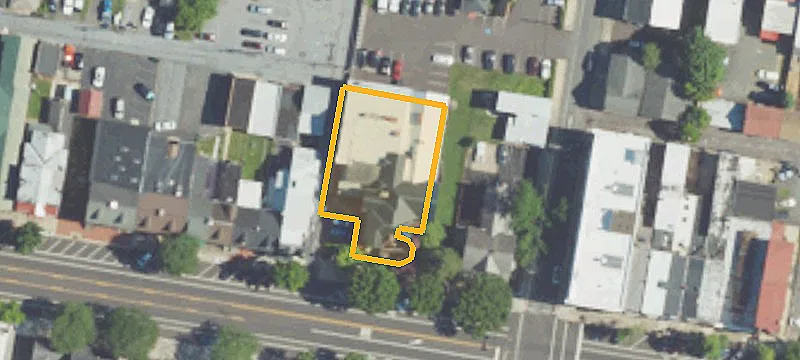 61 High St