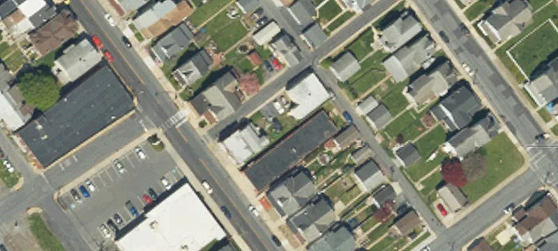 1631 Main St