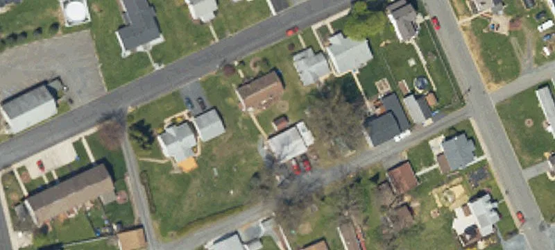 232 Oak St