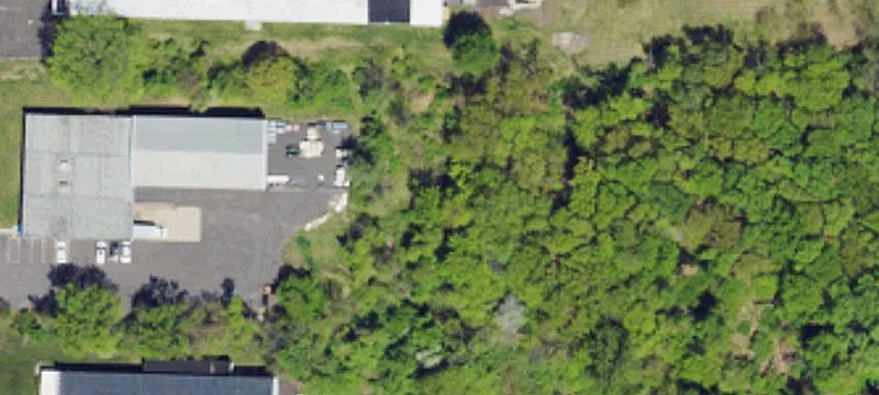 915 Easton Rd