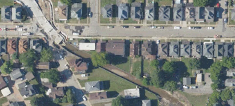 615 617th W Penn St