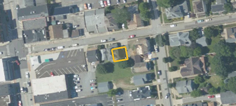 116 118th E New Castle St