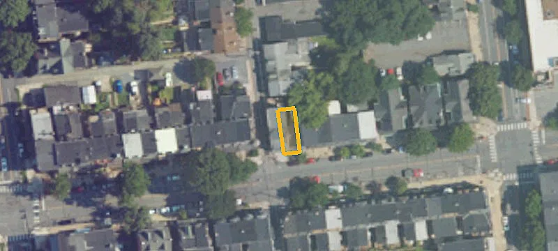 323 Lemon St