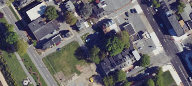 1309 Bartine St