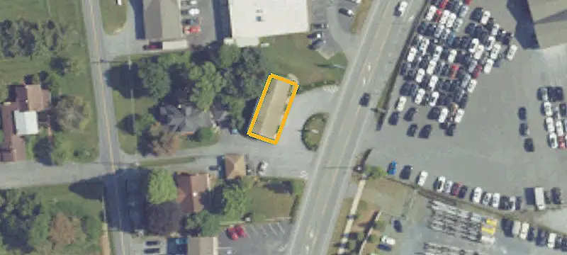 1038 Lancaster Rd