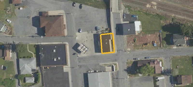 700 Main St