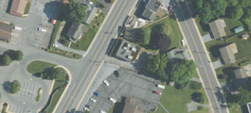 121 7th St