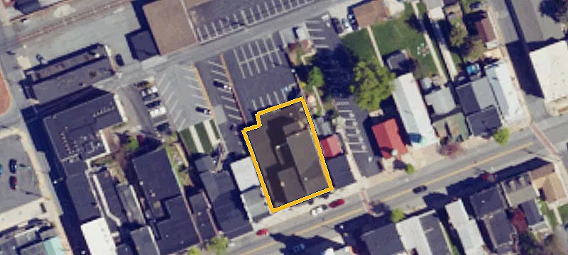 33 Main St