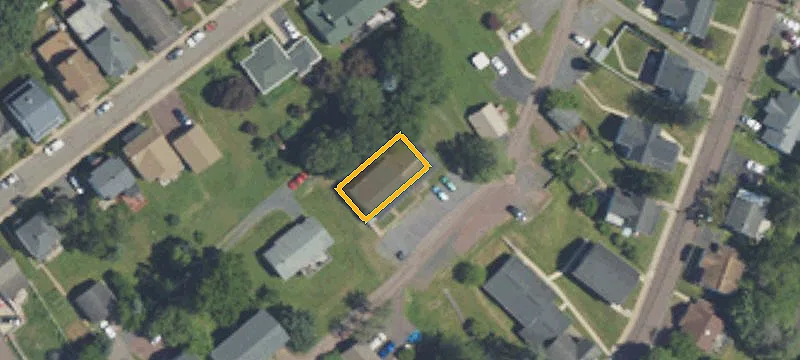 301 Lockard Ave