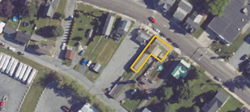 255 2nd St