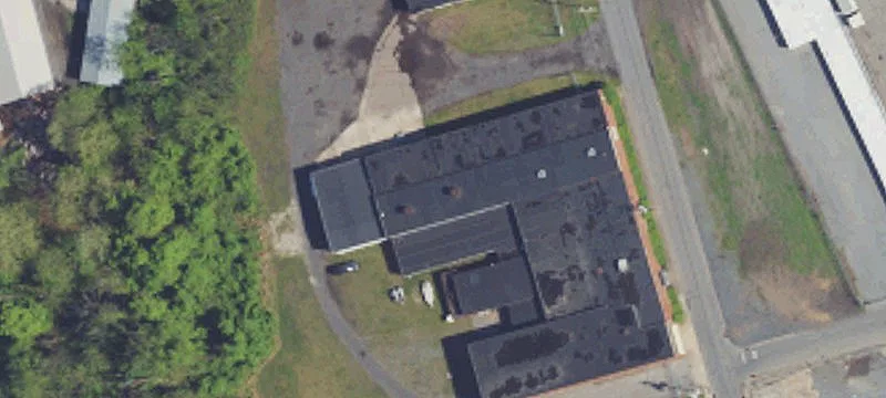 100 2nd St