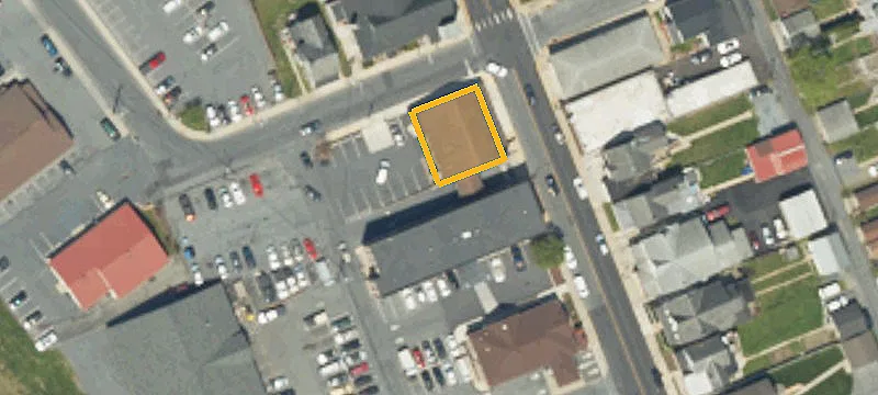 1858 Main St