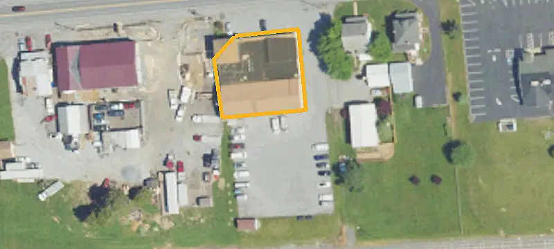 940 Main St