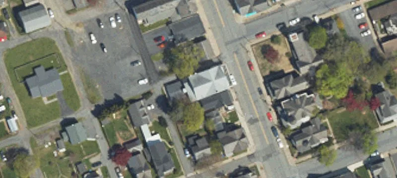 103 Robinson Ave