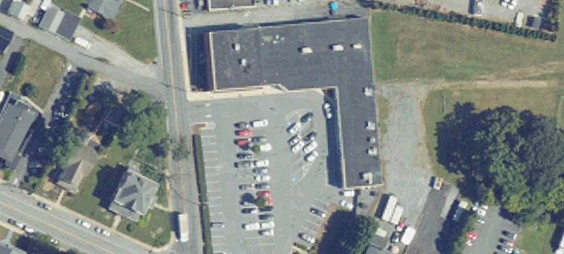 301 Main St