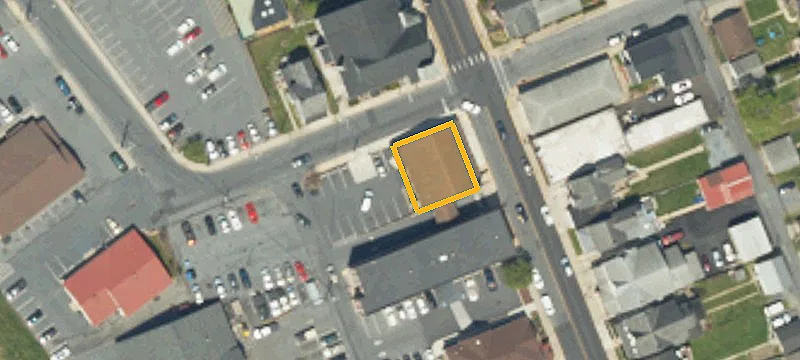1862 Main St