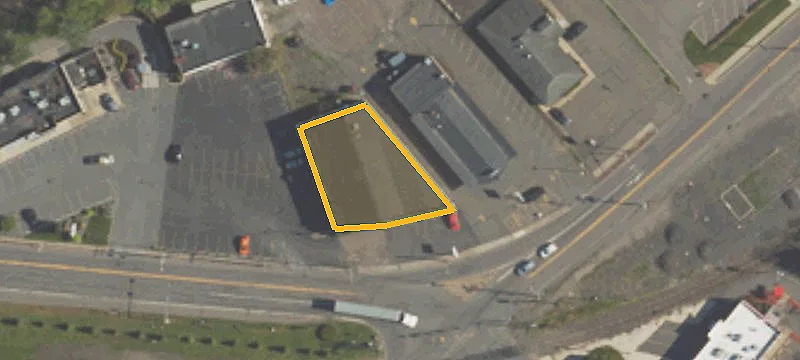685 End Rd