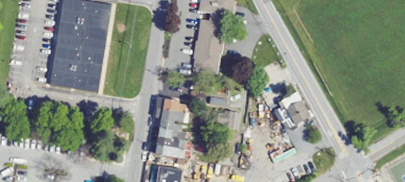 525 Maple Ave