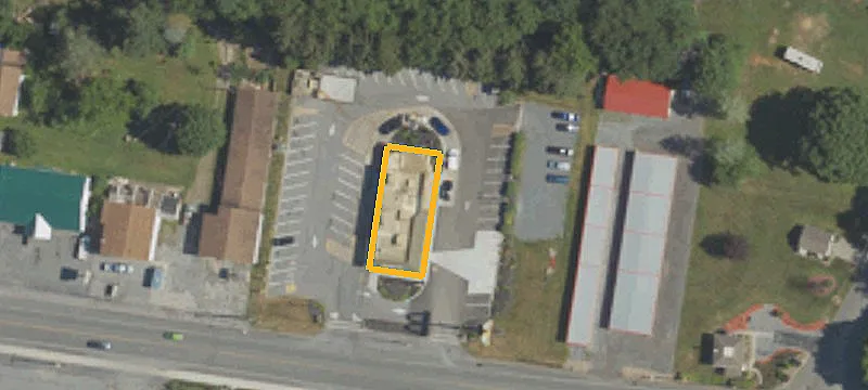 7484 Admiral Peary Hwy