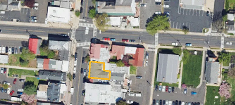 4 Washington Ave