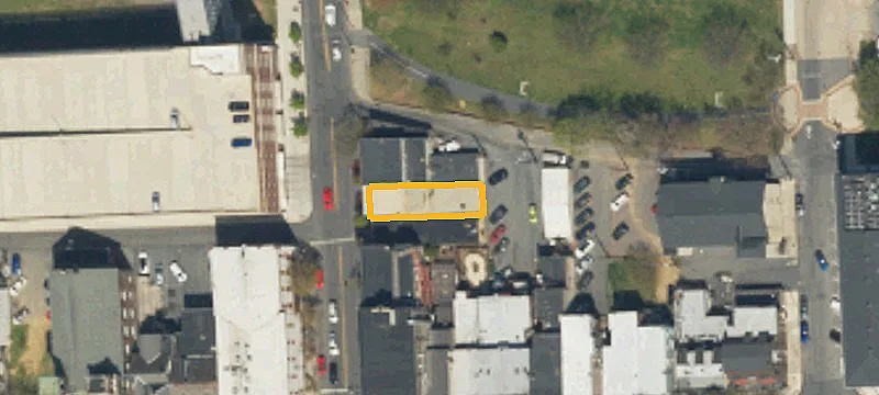 325 New St
