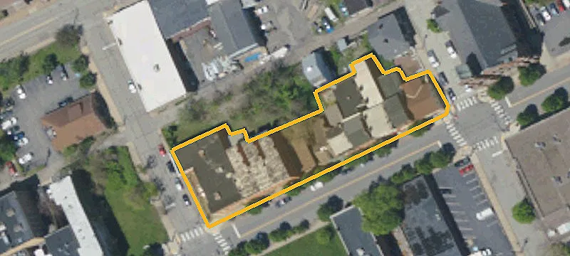 424 Main St