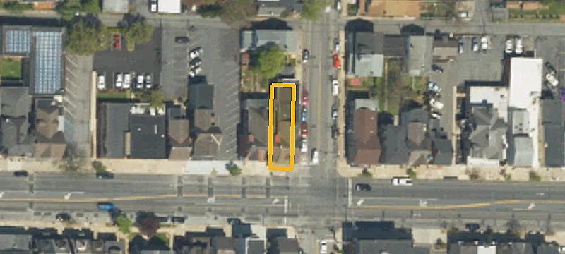 402 Broad St