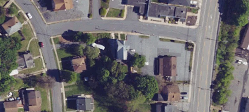 16 Juniata Ave