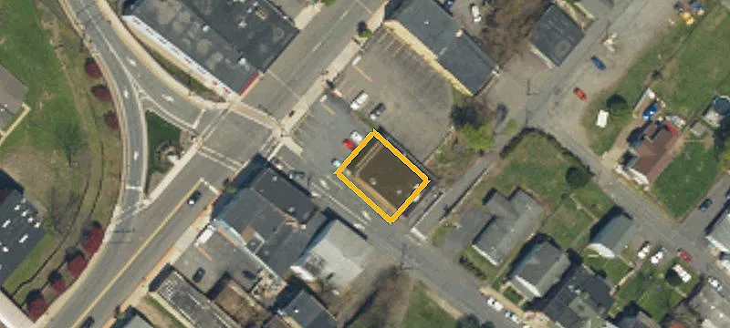 142 Main St